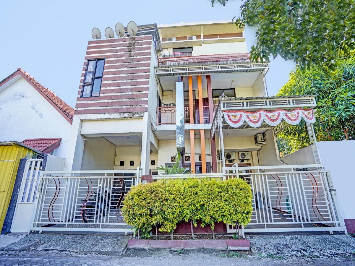 Oyo 91587 Griya Buah De5 Syariah Hotel ซิโดอาร์โจ ภายนอก รูปภาพ